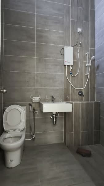 Semi-Detached House for Rent in Kulim Techno City Fasa 2 (Kulim) - calvin Chin - Bathroom - PropertyGuru.com.my