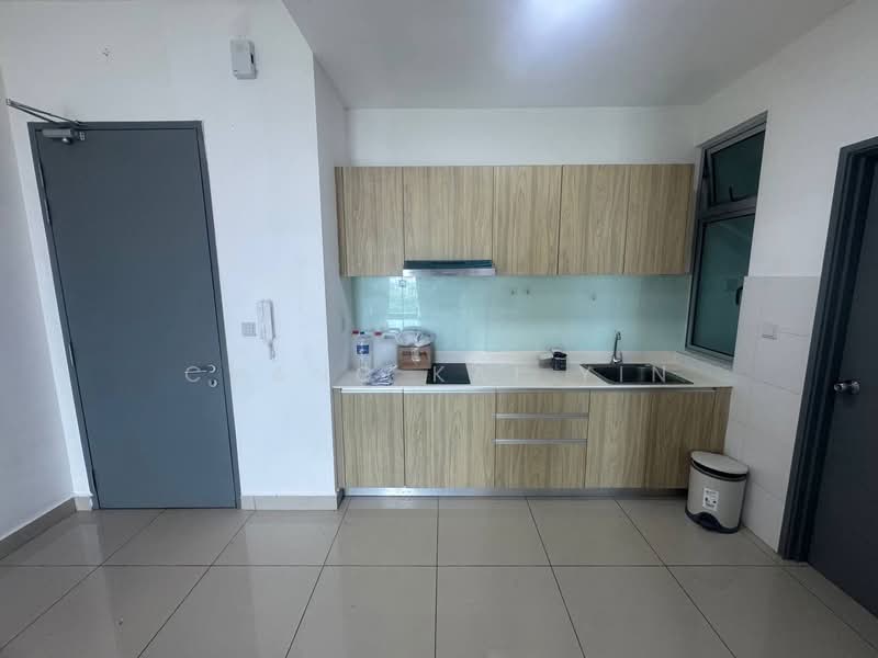 Service Residence for Rent at Meridin Bayvue @ Sierra Perdana - Chang Kai Yin - PropertyGuru.com.my