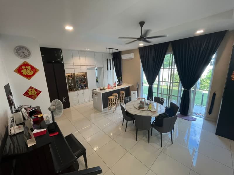 Cluster House for Sale in Eco Majestic (Semenyih) - Kent Chong - Living Room - PropertyGuru.com.my