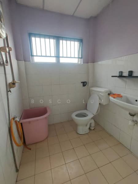 Apartment for Rent at Kekwa Apartment - Bosco Lum - Bathroom - PropertyGuru.com.my