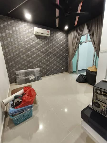 Cluster House for Sale in Ulu Tiram (Johor) - Lucas Lee - Living Room - PropertyGuru.com.my