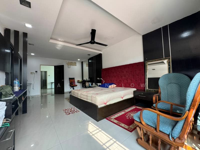 Taman Sutera Utama untuk Untuk Dijual - RM 1,700,000, Mac 2026 - Bedroom - PropertyGuru.com.my