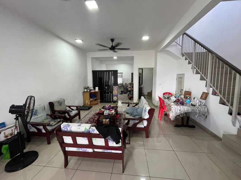2-storey Terraced House for Sale in Setia Ecohill (Semenyih) - Kent Chong - Living Room - PropertyGuru.com.my