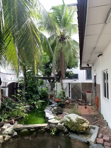 2-storey Terraced House for Sale in Puchong (Selangor) - Michael Chan - Garden - PropertyGuru.com.my