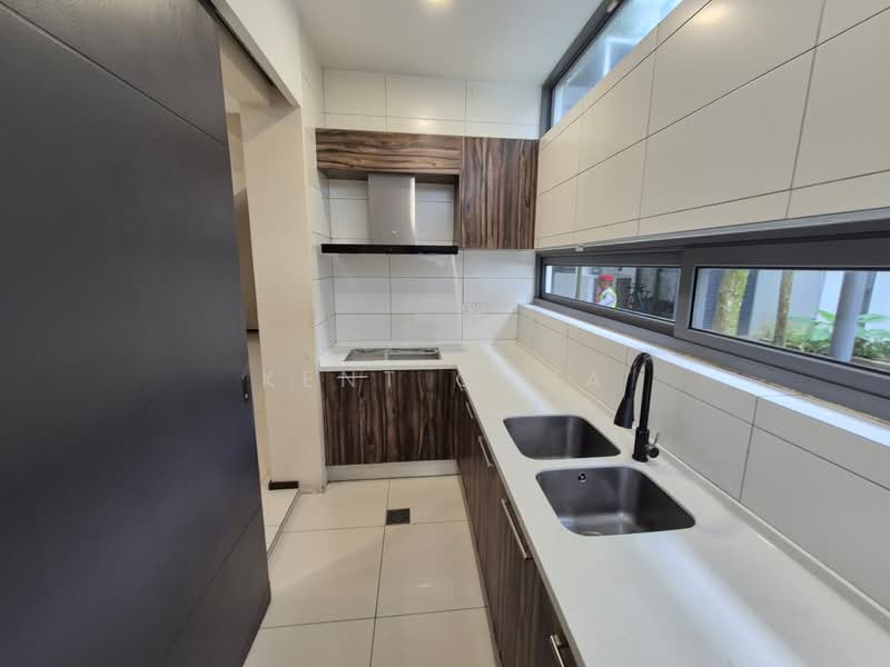 3.5-storey Terraced House for Sale in Desa Parkcity (Kuala Lumpur) - Kent Chua - Kitchen - PropertyGuru.com.my