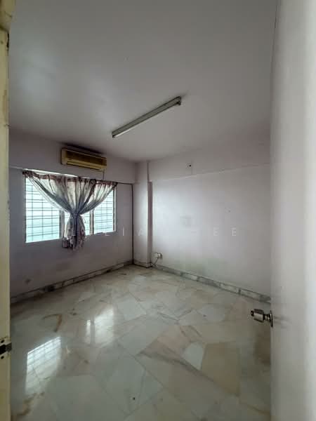 For Sale - Danau Kota Flat