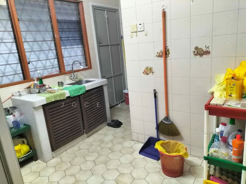 Apartment for Rent at Taman Naga Emas Apartment - Jocelyn Koh - Kitchen - PropertyGuru.com.my