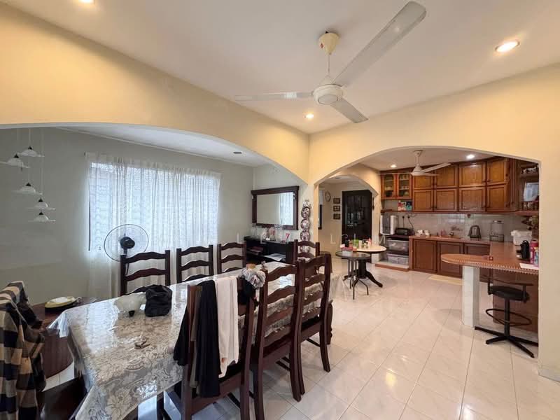 Landed 2 Storey Bungalow Sale Gelugor Cangkat Minden untuk Untuk Dijual - RM 2,800,000, Mac 2026 - Dining Room - PropertyGuru.com.my