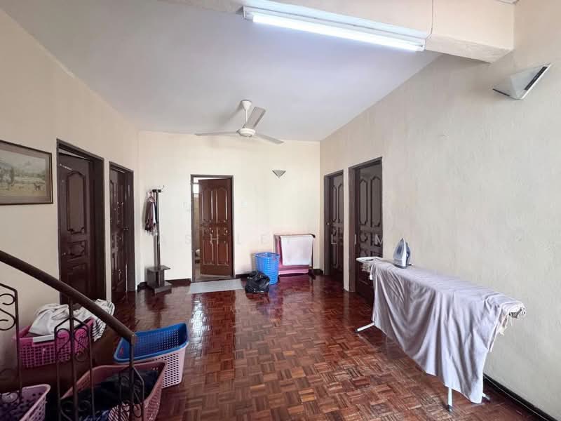 Landed 2 Storey Bungalow Sale Gelugor Cangkat Minden untuk Untuk Dijual - RM 2,800,000, Mac 2026 - Living Room - PropertyGuru.com.my