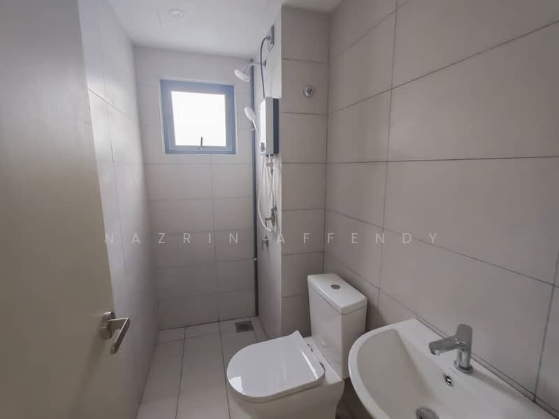 Service Residence for Rent at Seiring Residensi - Nazrin Affendy - Bathroom - PropertyGuru.com.my