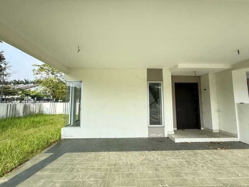 Terraced House for Sale in Bandar Tropicana Aman (Telok Panglima Garang) - Lim Jeon - Exterior - PropertyGuru.com.my