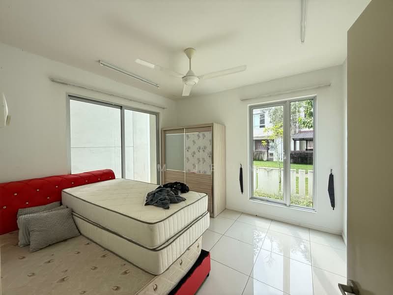 Terraced House for Sale in Bandar Tropicana Aman (Telok Panglima Garang) - Lim Jeon - Bedroom - PropertyGuru.com.my
