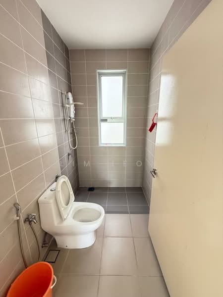 Terraced House for Sale in Bandar Saujana Putra (Tanjong Duabelas) - Lim Jeon - Bathroom - PropertyGuru.com.my