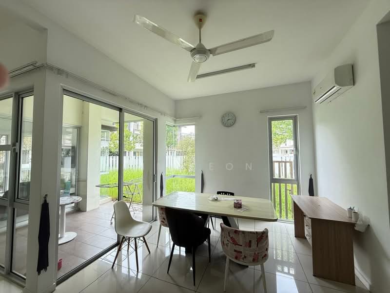 Terraced House for Sale in Bandar Tropicana Aman (Telok Panglima Garang) - Lim Jeon - PropertyGuru.com.my