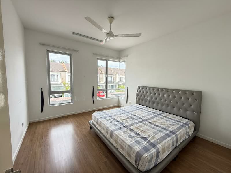 Terraced House for Sale in Bandar Tropicana Aman (Telok Panglima Garang) - Lim Jeon - PropertyGuru.com.my