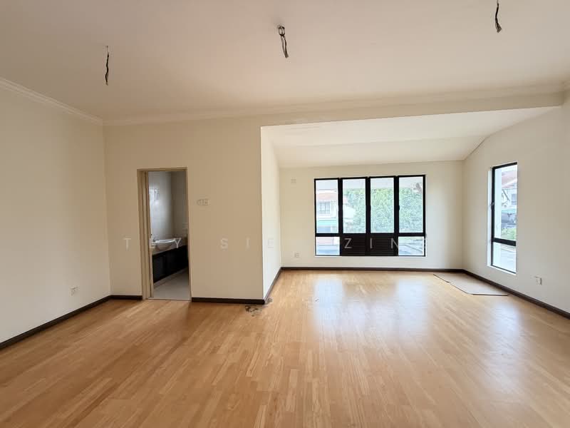 Terraced House for Sale in Bandar Kinrara Seksyen 1 (Bandar Kinrara) - Tey Siew Zing - Living Room - PropertyGuru.com.my