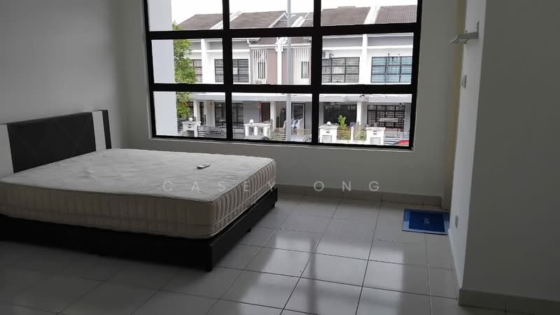 Cluster House for Rent in Rawang (Selangor) - Casey Ong - Bedroom - PropertyGuru.com.my