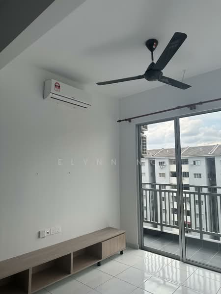 Pangsapuri D'Ruby untuk Untuk Disewa - RM 1,600 /bulan, Mac 2026 - Living Room - PropertyGuru.com.my