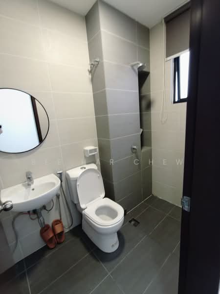 3-storey Terraced House for Sale in Setia Utama (Setia Alam) - Bee Har Chew - Bathroom - PropertyGuru.com.my