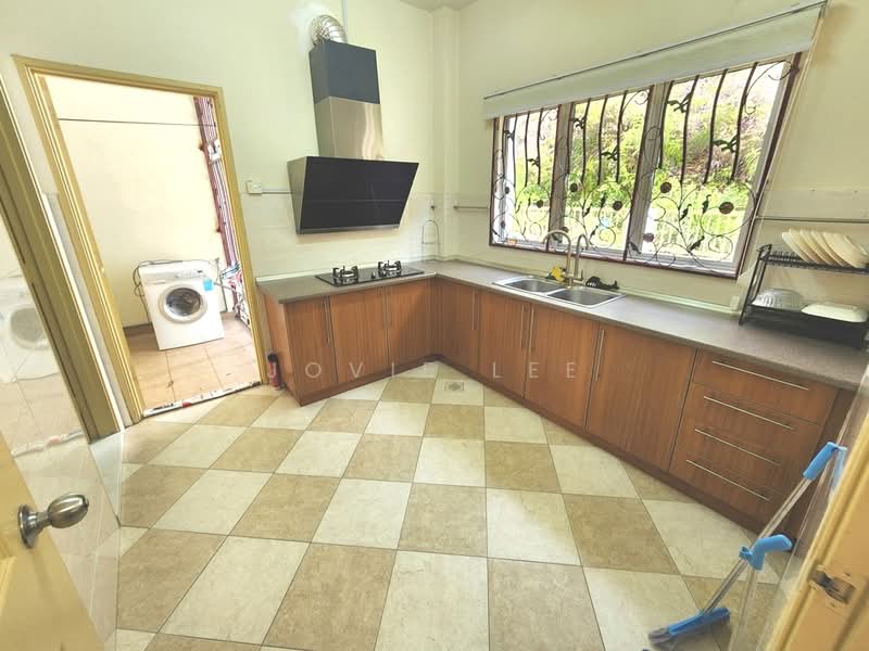 Semi-Detached House for Rent in Seremban (Negeri Sembilan) - Jovie Lee - Kitchen - PropertyGuru.com.my