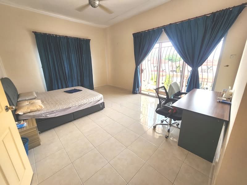 Semi-Detached House for Rent in Seremban (Negeri Sembilan) - Jovie Lee - Bedroom - PropertyGuru.com.my