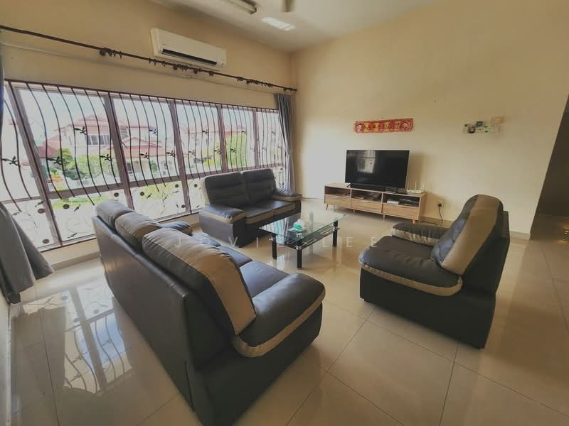 Semi-Detached House for Rent in Seremban (Negeri Sembilan) - Jovie Lee - Living Room - PropertyGuru.com.my