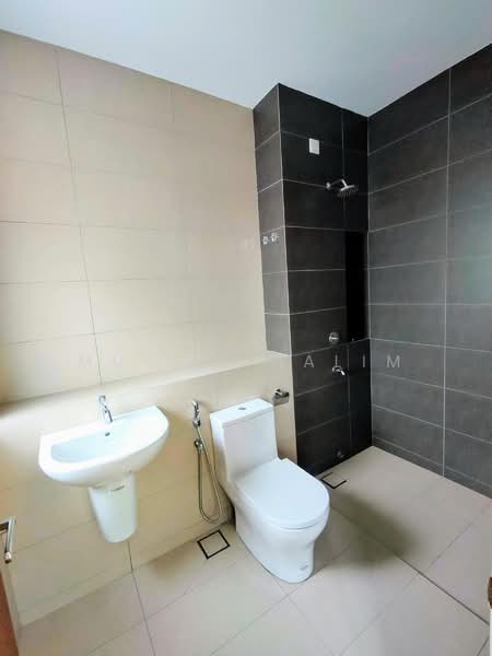 Serenia Amani @ Serenia City untuk Untuk Dijual - RM 585,000, Mac 2026 - Bathroom - PropertyGuru.com.my