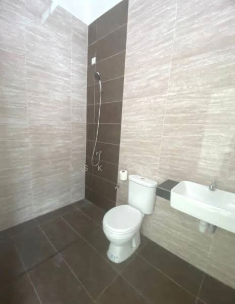 Danga Sutera untuk Untuk Dijual - RM 1,200,000, Mac 2026 - Bathroom - PropertyGuru.com.my
