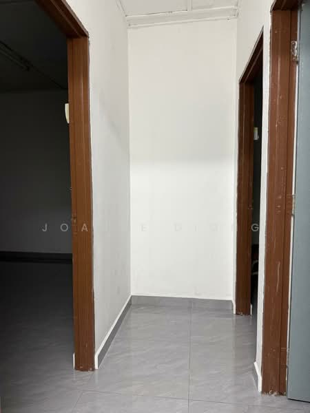 Terraced House for Rent in Bandar Country Homes (Rawang) - Joanne Diong - Corridor - PropertyGuru.com.my