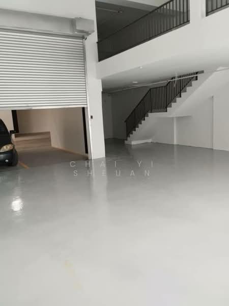 Warehouse for Rent in Kota Damansara (Selangor) - Chai Yi Sheuan - Interior - PropertyGuru.com.my