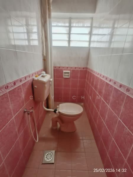 Flat for Sale at Taman Batu Permai - C. Y. Chin - Bathroom 2 - PropertyGuru.com.my