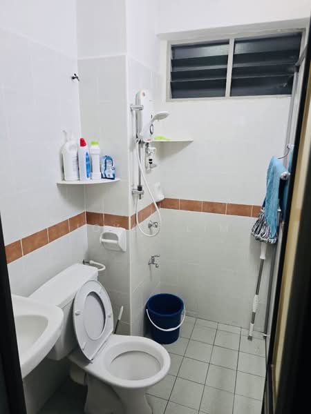Vistaria Condominium untuk Untuk Disewa - RM 1,450 /bulan, Mac 2026 - Bathroom - PropertyGuru.com.my