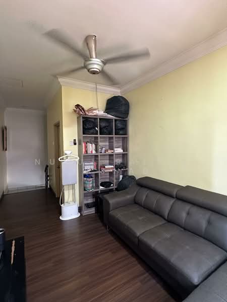 Villa Perdana untuk Untuk Dijual - RM 1,200,000, Mac 2026 - Living Room - PropertyGuru.com.my