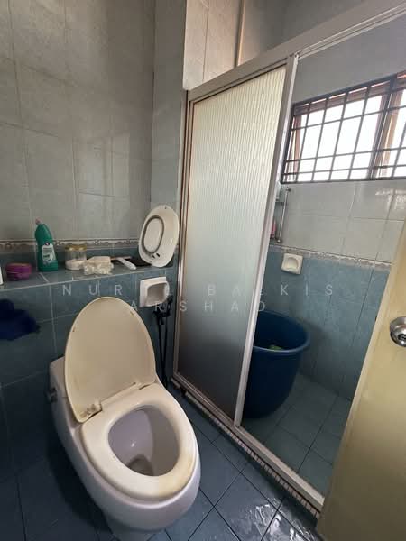 Villa Perdana untuk Untuk Dijual - RM 1,200,000, Mac 2026 - Bathroom - PropertyGuru.com.my