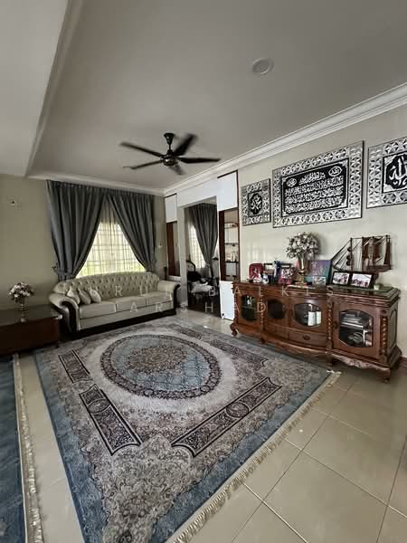 Villa Perdana untuk Untuk Dijual - RM 1,200,000, Mac 2026 - Living Room - PropertyGuru.com.my