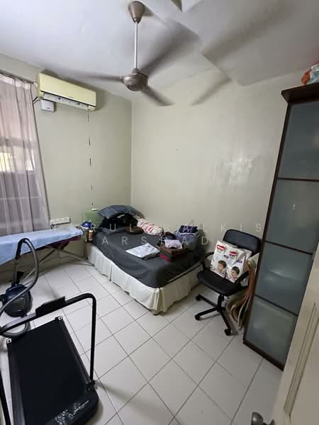 Villa Perdana untuk Untuk Dijual - RM 1,200,000, Mac 2026 - Bedroom - PropertyGuru.com.my