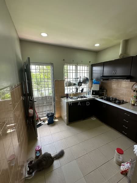 Villa Perdana untuk Untuk Dijual - RM 1,200,000, Mac 2026 - Kitchen - PropertyGuru.com.my