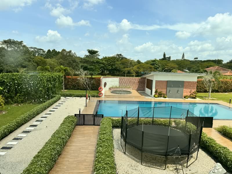 Bungalow for Sale in Leisure Farm (Gelang Patah) - Wendy Lai - Pool - PropertyGuru.com.my