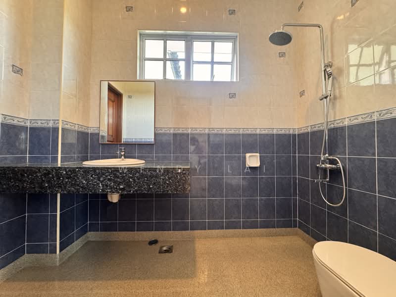 Bungalow for Sale in Leisure Farm (Gelang Patah) - Wendy Lai - Bathroom - PropertyGuru.com.my
