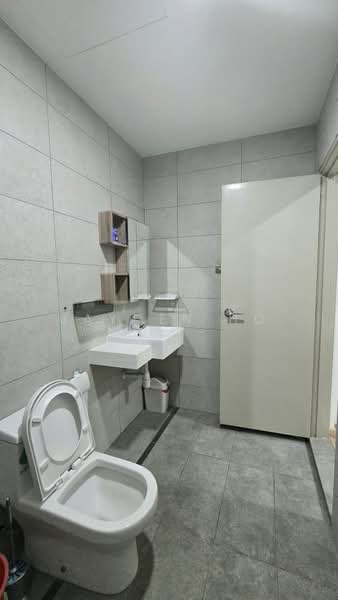 Service Residence for Rent at Aera Residence - Jayden Ho - Bathroom - PropertyGuru.com.my