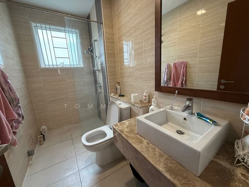 Taman Taming Indah 2 untuk Untuk Dijual - RM 1,250,000, Mac 2026 - Bathroom - PropertyGuru.com.my