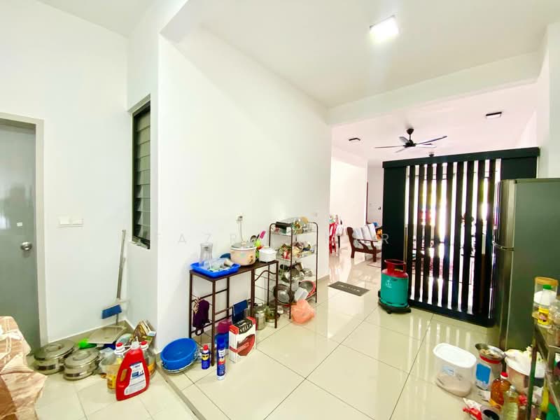 2-storey Terraced House for Sale in Setia Ecohill (Semenyih) - Fazri Omar - Kitchen - PropertyGuru.com.my