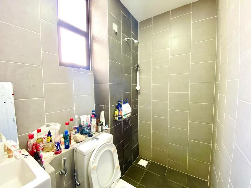 2-storey Terraced House for Sale in Setia Ecohill (Semenyih) - Fazri Omar - Bathroom - PropertyGuru.com.my