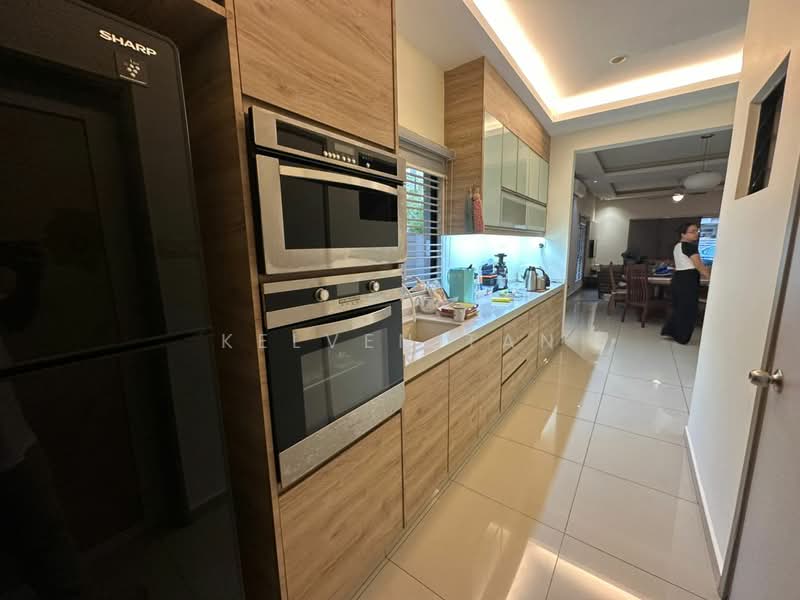Semi-Detached House for Sale in Sutera Damansara (Damansara Damai) - Kelven Tan - Kitchen - PropertyGuru.com.my