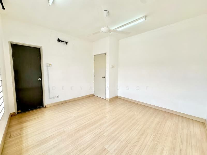 2-storey Terraced House for Sale in Bandar Bukit Raja (Klang) - Deeya Yusof - Interior - PropertyGuru.com.my