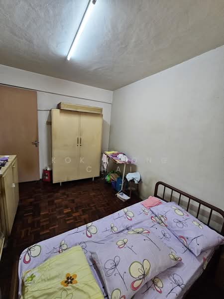 Rumah Flat untuk Dijual di Bukit Gedong - Kok Keong Chai - Bedroom - PropertyGuru.com.my