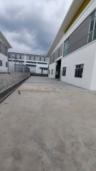Warehouse for Rent in Ayer Keroh (Melaka) - Joanne Lim - Exterior - PropertyGuru.com.my