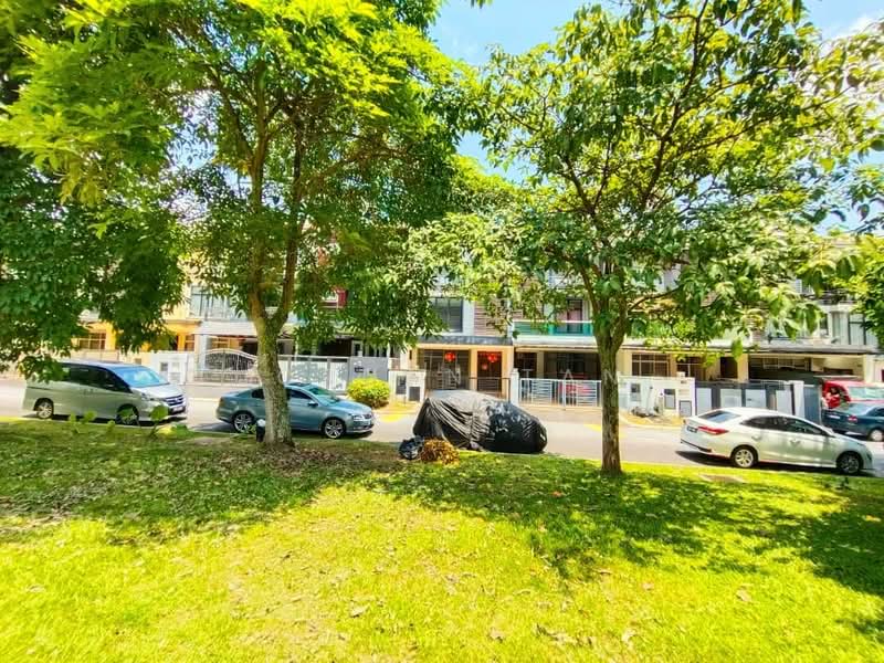 2.5-storey Terraced House for Sale in Bandar Puteri Puchong (Puchong) - Jordan Tan - Exterior - PropertyGuru.com.my