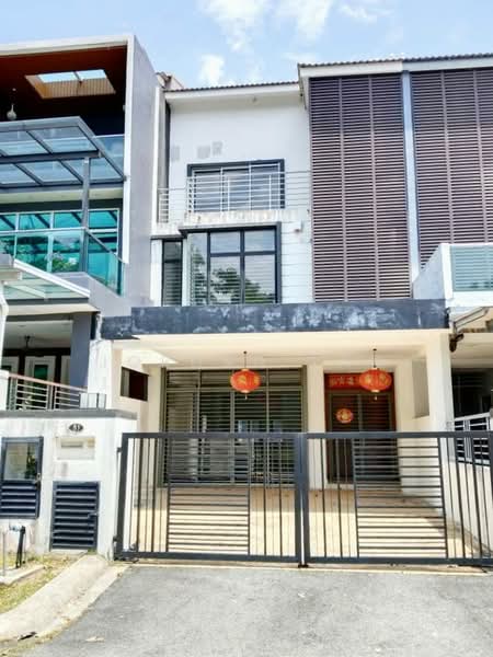 2.5-storey Terraced House for Sale in Bandar Puteri Puchong (Puchong) - Jordan Tan - Exterior - PropertyGuru.com.my