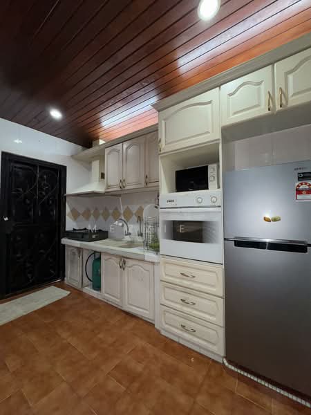 Bungalow for Sale in Hulu Langat (Selangor) - Mezzie . - Kitchen - PropertyGuru.com.my